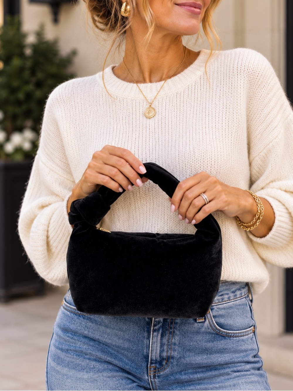 NWT Shiraleah Dana Mini Bag - Black (Velvet Texture)